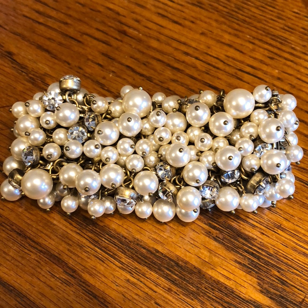J Crew Pearl and Jewel 💎 Bracelet